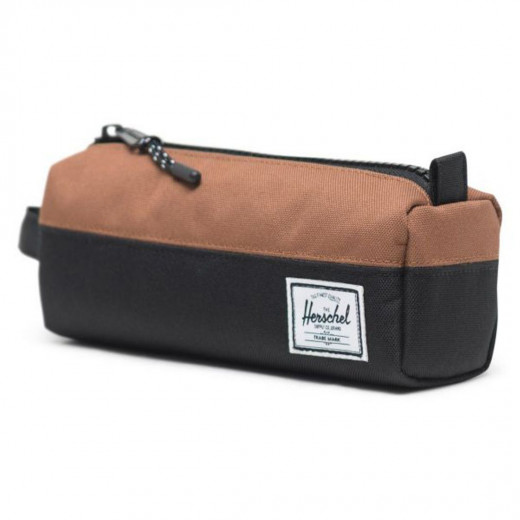 Herschel Settlement Case  Color: Black/Sadlle Br