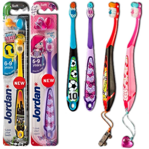 Jordan Children's Toothbrush Jordan Step 3 (6-9 years) Soft Brush with a Cap for Travel - أزرق