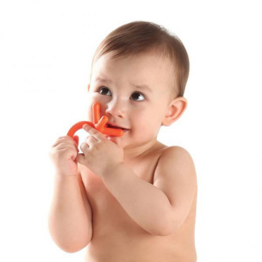 عضاضة سيليكون مقاس إصبع الطفل باللون البرتقالي من كوموتومو