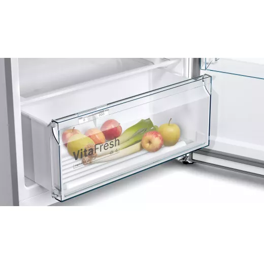 Bosch free-standing fridge-freezer with freezer at top 178 x 70 cm stainless steel look Serie | 4