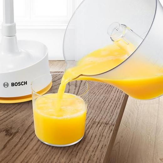 Bosch VitaPress  citrus juicer, universal press cone for small and large fruits, pulp control, high juice yield, 0.8 l juice container, dishwasher-safe, 25 W, white/yellow